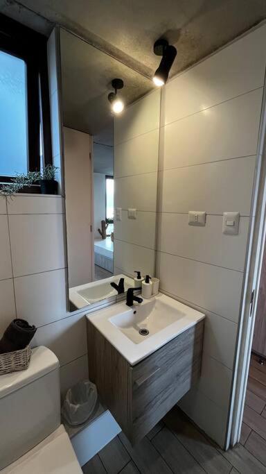 Apartamento Loft Entero-la Mejor Vista A La Bahia! *