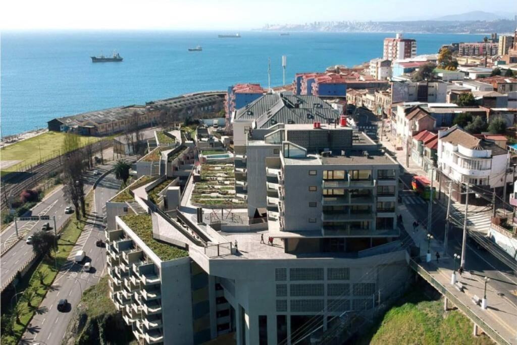 Loft Entero-la Mejor Vista A La Bahia! * Valparaíso